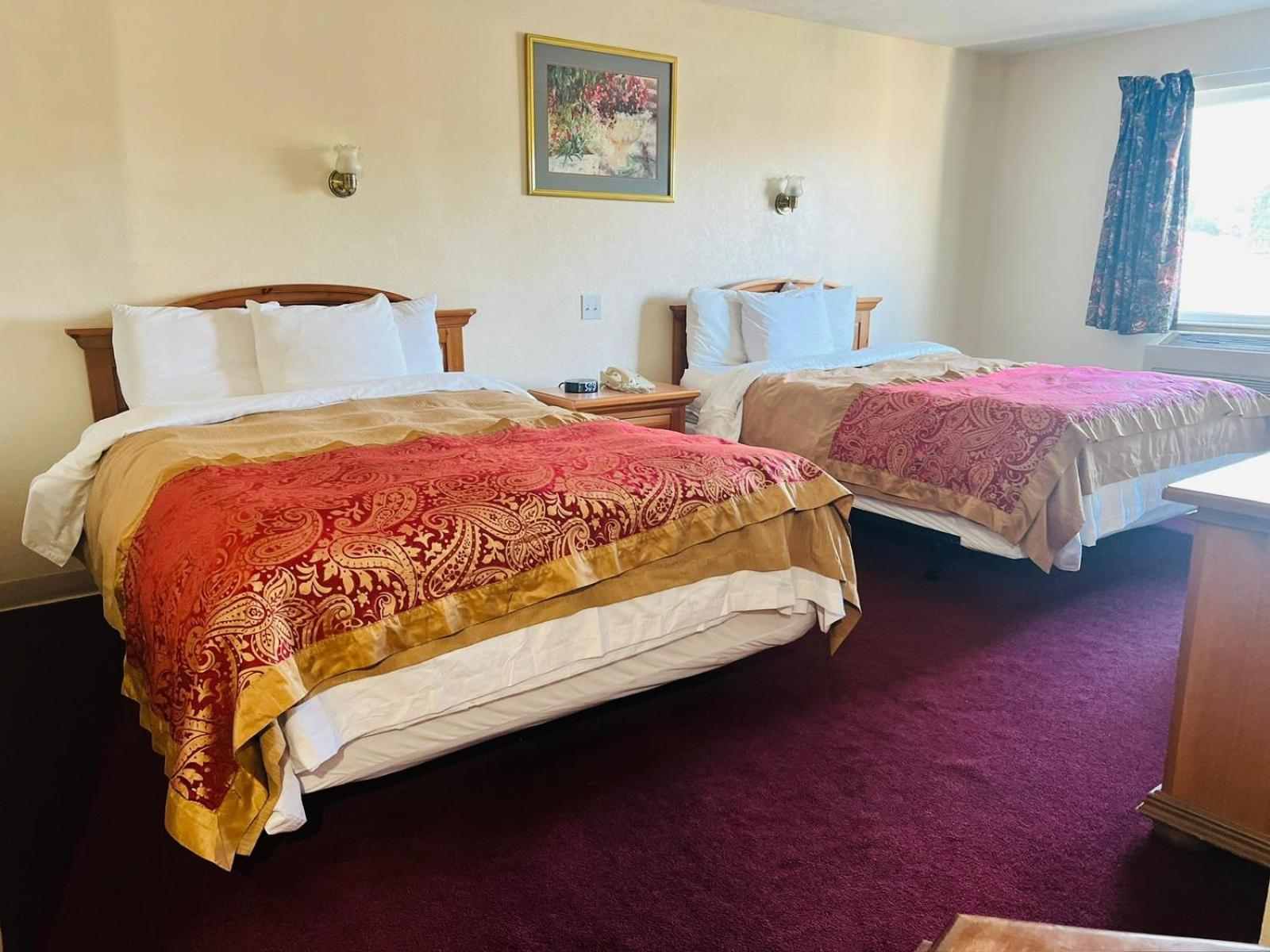 Villa Inn Motel Near Hwy 12 Wi Capital O Fort Atkinson Ngoại thất bức ảnh